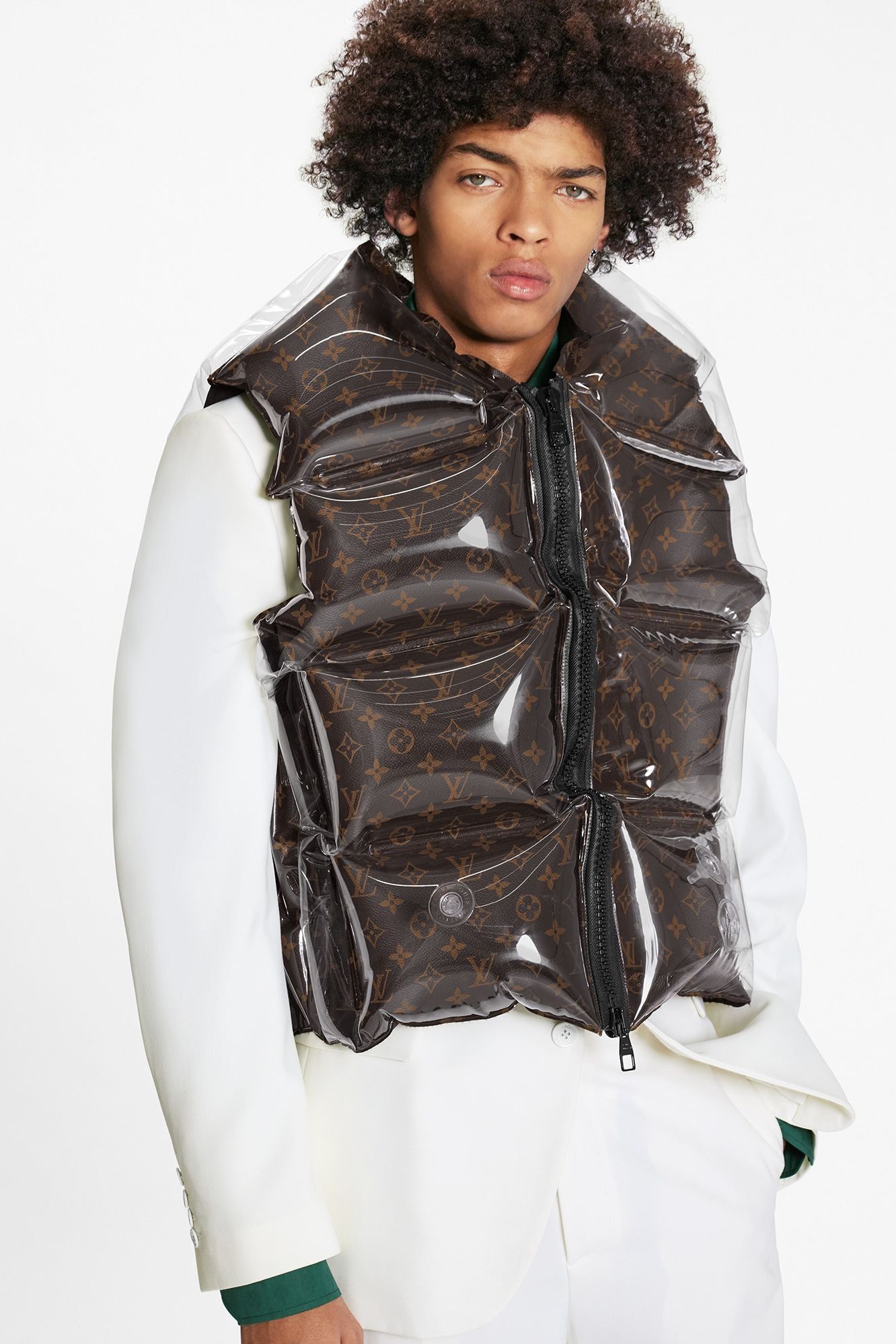 louis vuitton vetement